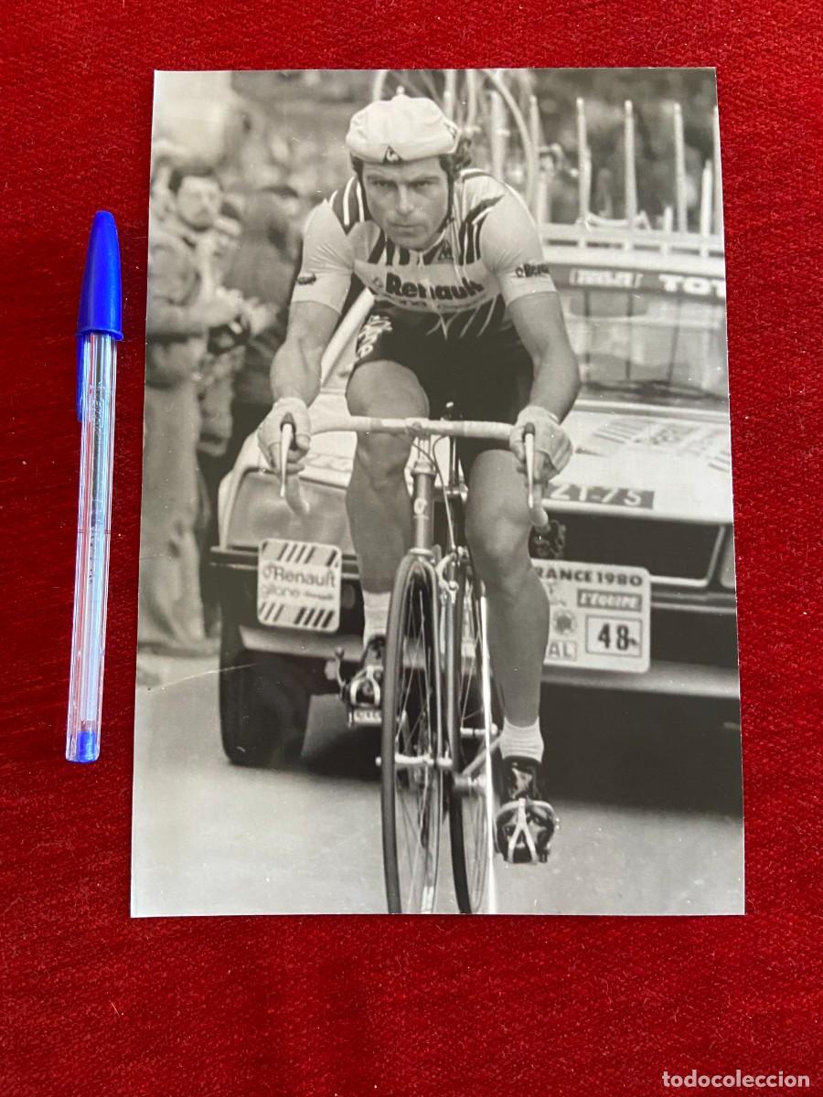 Coleccionismo deportivo: F26535 FOTO FOTOGRAFIA ORIGINAL CICLISMO BERNARD HINAULT