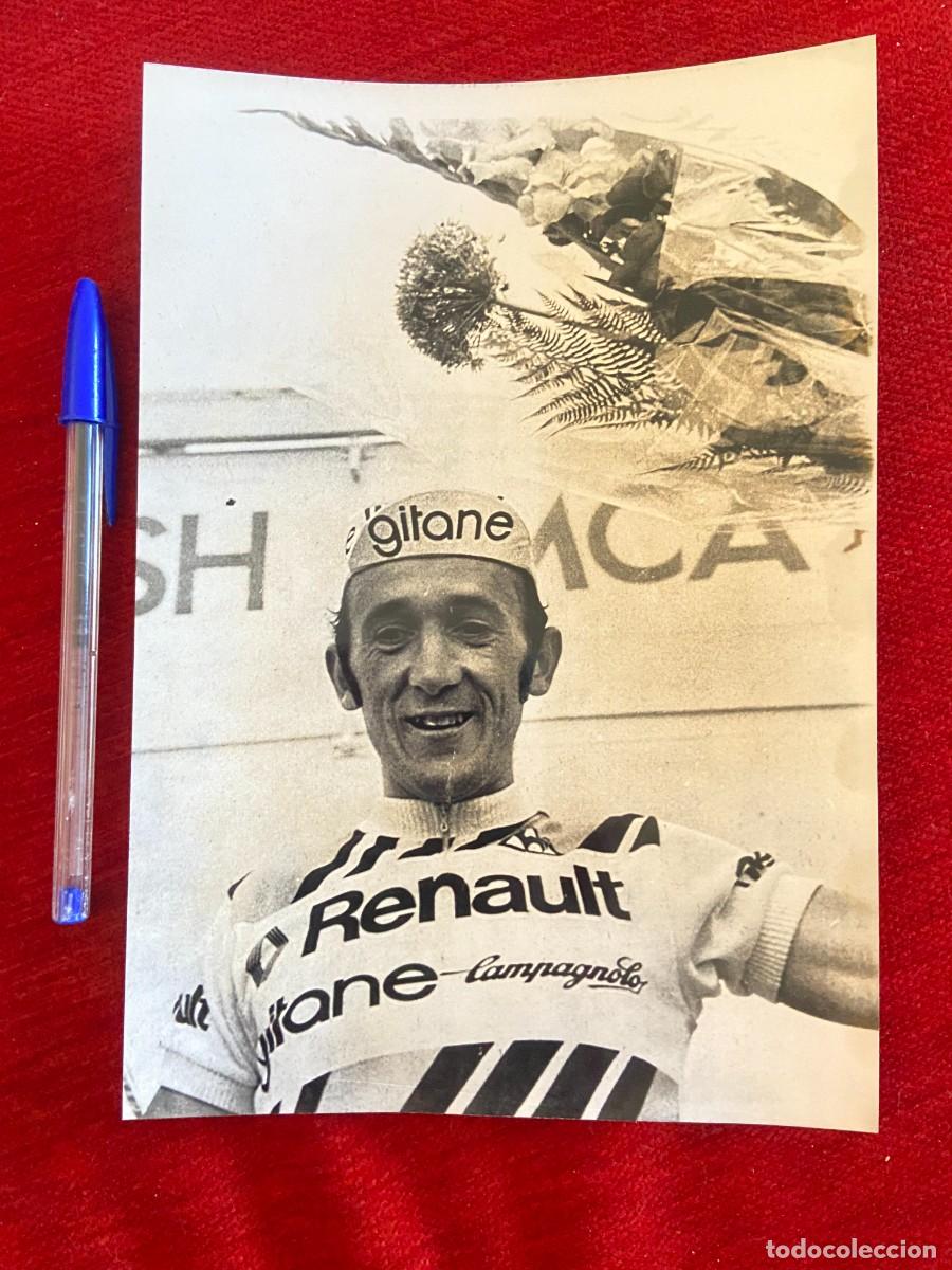 Coleccionismo deportivo: F27029 FOTO FOTOGRAFIA ORIGINAL CICLISMO TOUR FRANCIA (10-7-1979) PIERRE-RAYMOND VILLEMIANE