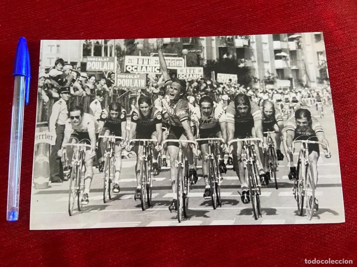 Coleccionismo deportivo: F27033 FOTO FOTOGRAFIA ORIGINAL CICLISMO TOUR FRANCIA 1979 DESCONOZCO QUIENES SON