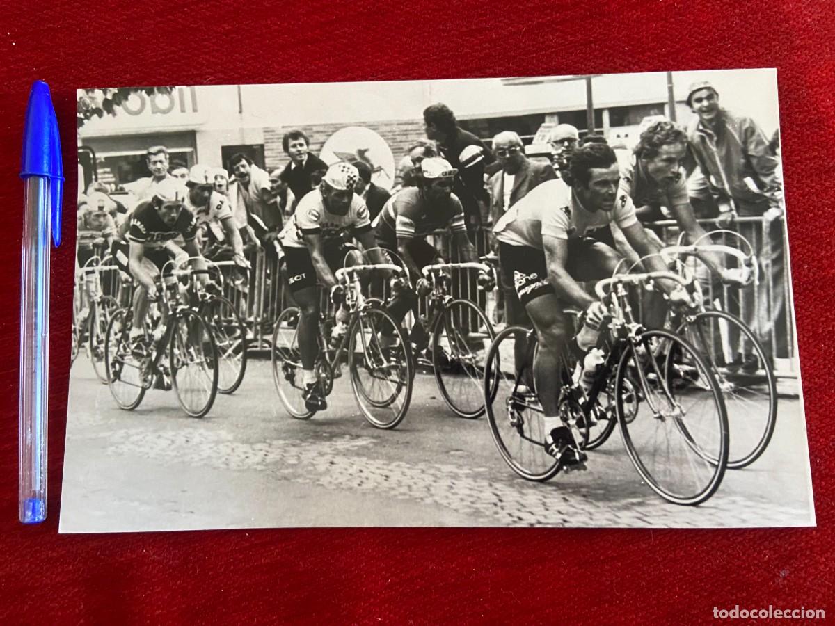 Coleccionismo deportivo: F27035 FOTO FOTOGRAFIA ORIGINAL CICLISMO TOUR FRANCIA 1979 DESCONOZCO QUIENES SON