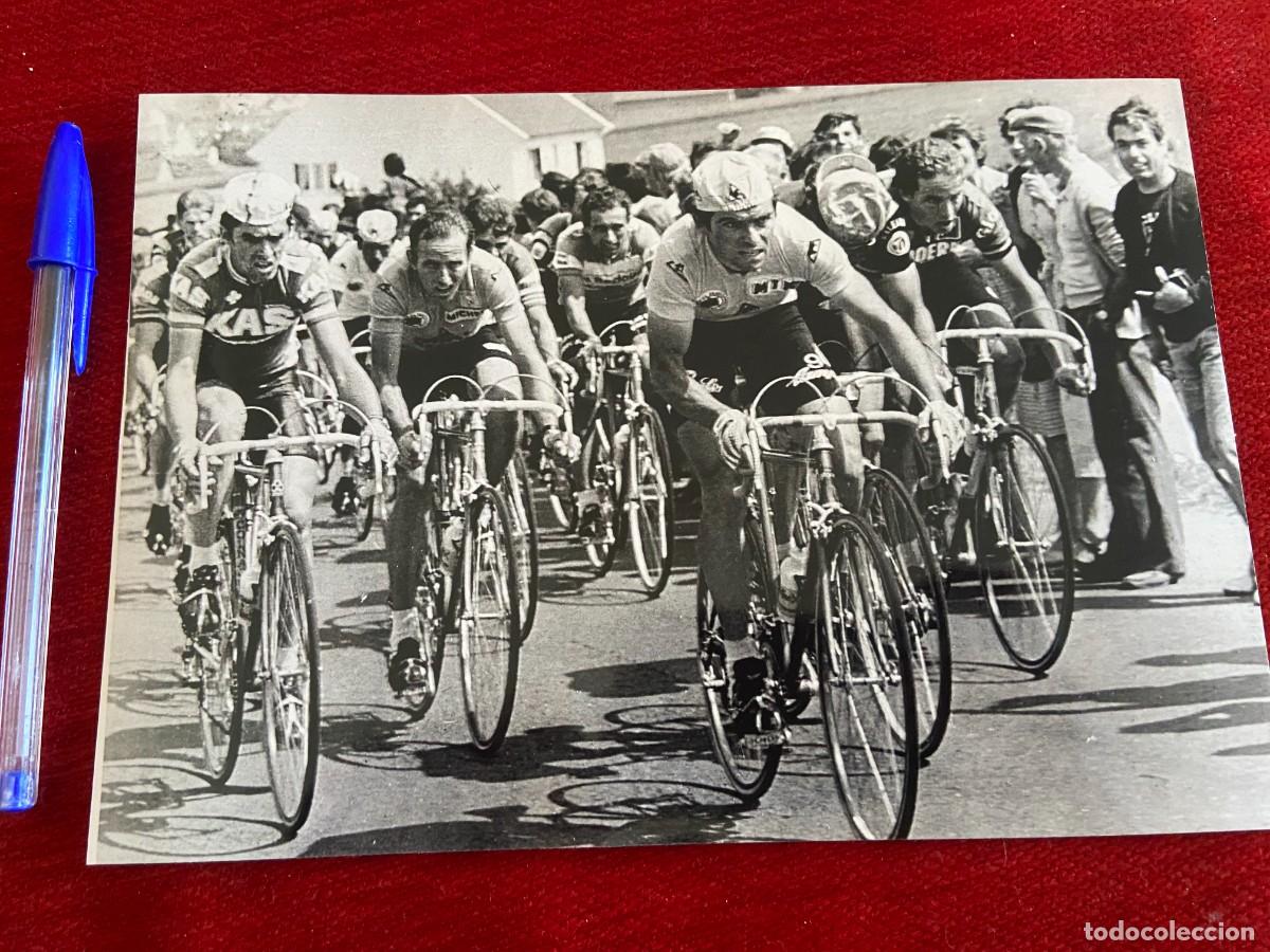 Coleccionismo deportivo: F27037 FOTO FOTOGRAFIA ORIGINAL CICLISMO TOUR FRANCIA (3-7-1979) MOCHEL LAURENT HINAULT ZOETEMELK