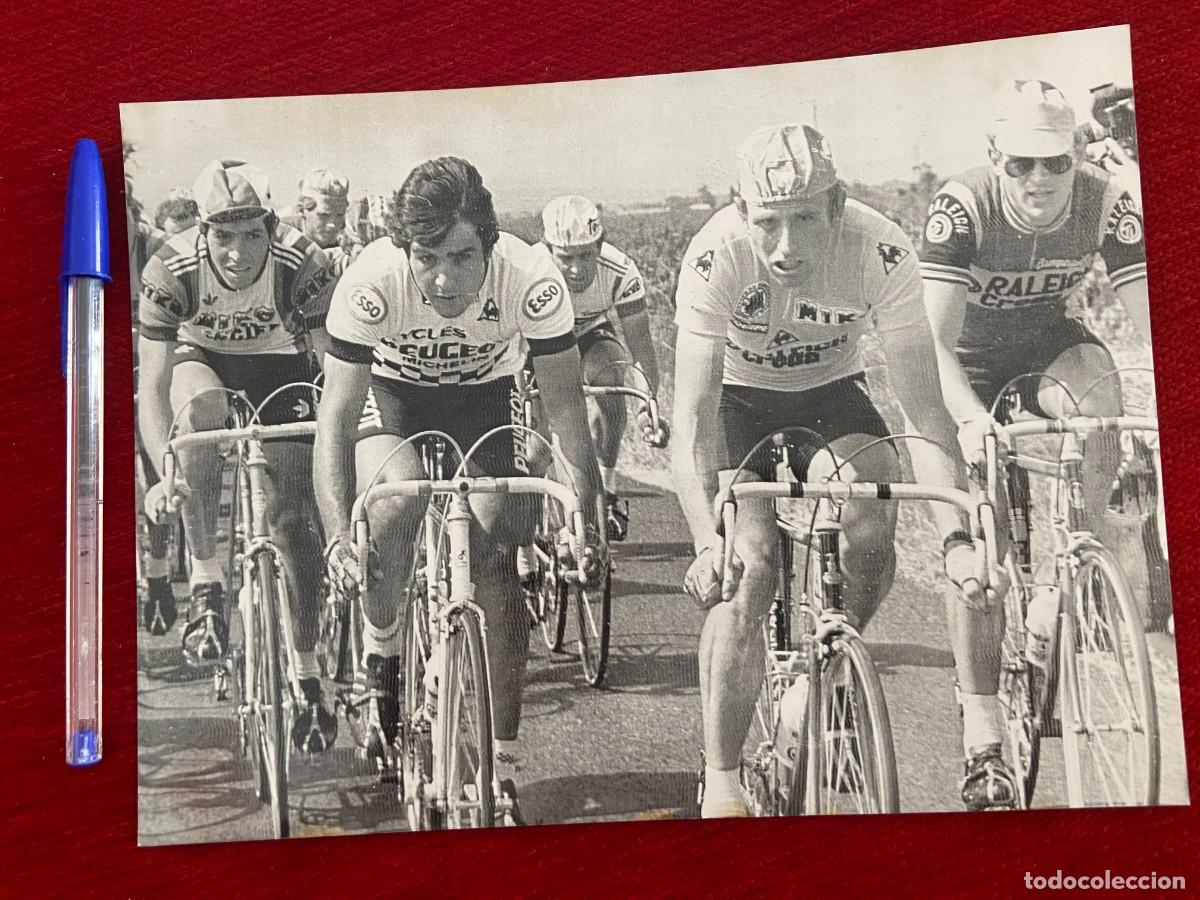 Coleccionismo deportivo: F27302 FOTO FOTOGRAFIA ORIGINAL CICLISMO TOUR FRANCIA (11-7-1980) JOOP ZOETEMELK GERRIE KNETEMANN