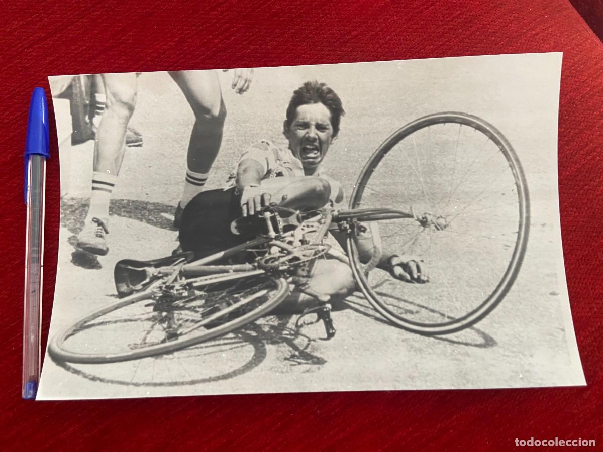 Coleccionismo deportivo: F27311 FOTO FOTOGRAFIA ORIGINAL CICLISMO TOUR FRANCIA 1980 DESCONOZCO QUIEN ES