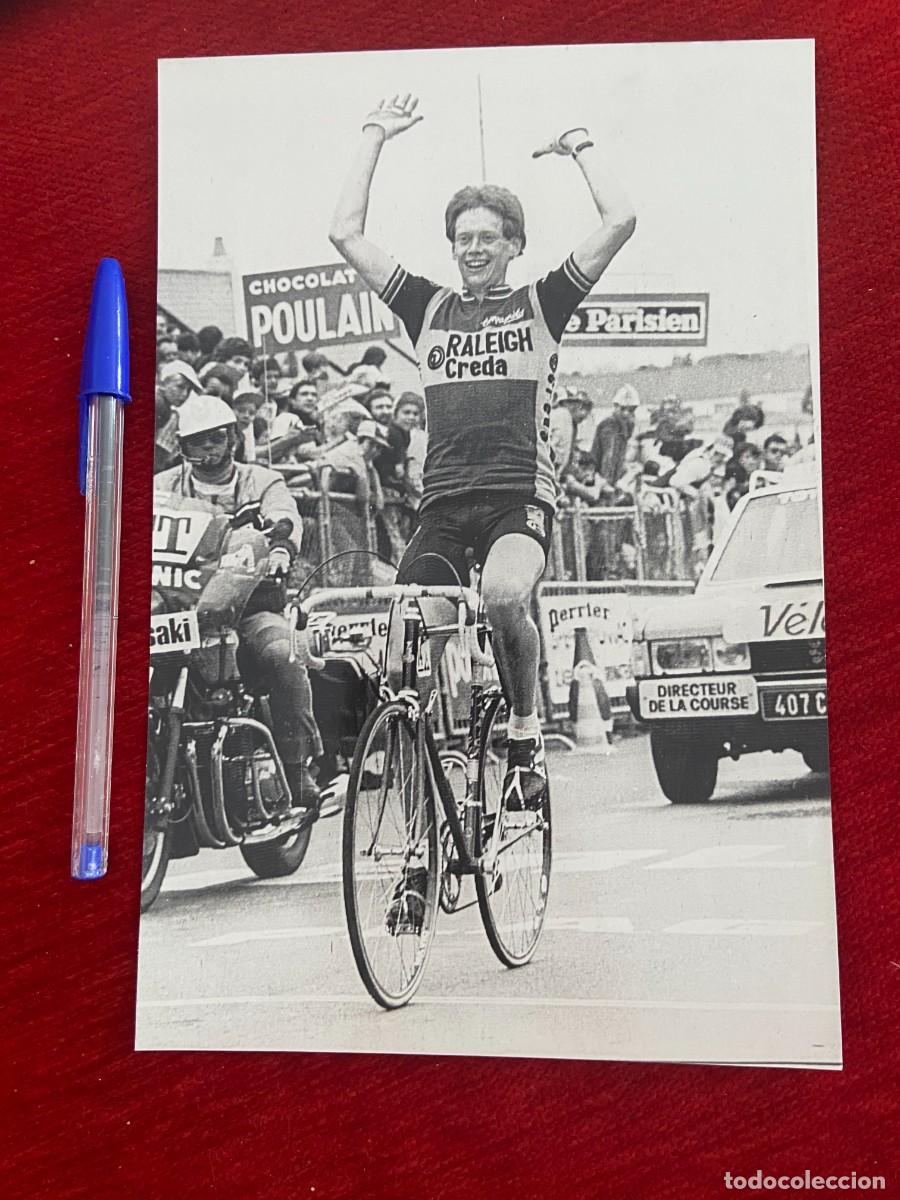 Coleccionismo deportivo: F27322 FOTO FOTOGRAFIA ORIGINAL CICLISMO TOUR FRANCIA (4-7-1980) BERT OOSTERBOSCH
