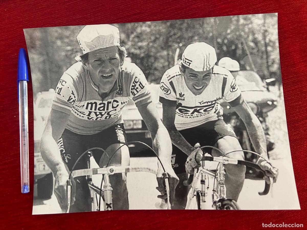 Coleccionismo deportivo: F27334 FOTO FOTOGRAFIA ORIGINAL CICLISMO TOUR FRANCIA(13-7-1980)ALBERTO FERNANDEZ DESCONOZCO AL OTRO