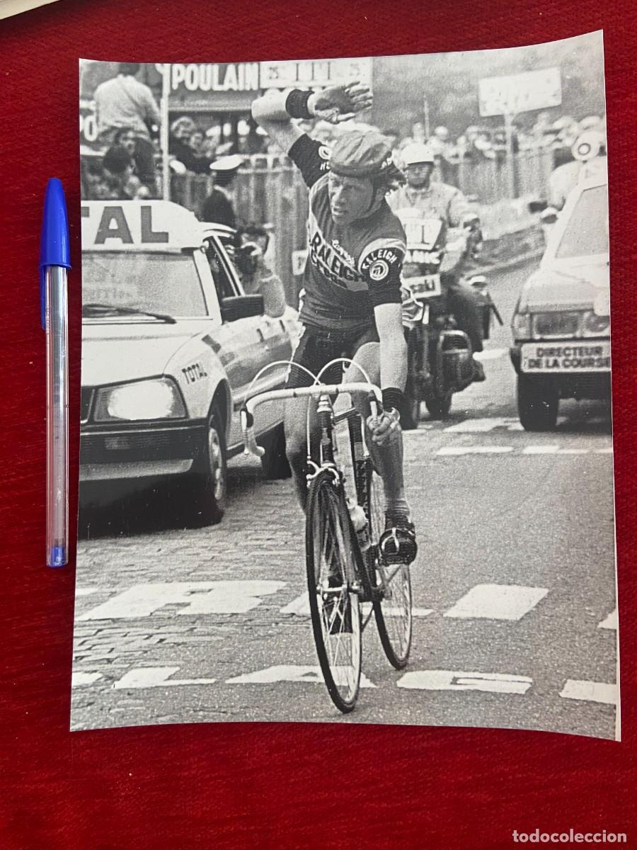 Coleccionismo deportivo: F27338 FOTO FOTOGRAFIA ORIGINAL CICLISMO TOUR FRANCIA (29-6-1980) HENK LUBBERDING