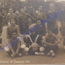 Coleccionismo deportivo: FOTO POSTAL. MARINO F.C. CAMPEÓN DE CANARIAS. 1923. MEDIDAS 13,5 X 8,5 CM