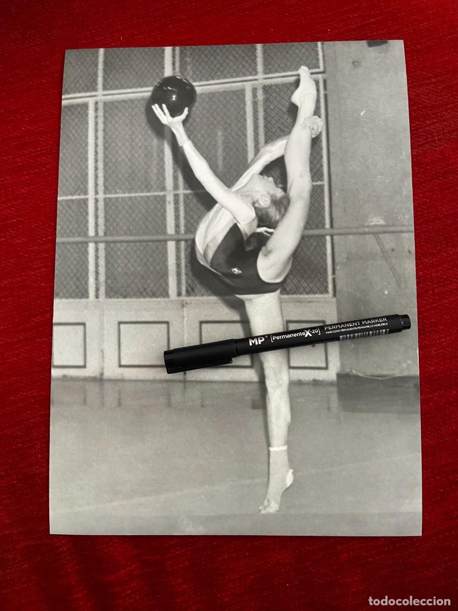Sports collectibles: FF823 FOTO FOTOGRAFIA ORIGINAL GIMNASIA RITMICA DESCONOZCO QUIEN ES?????
