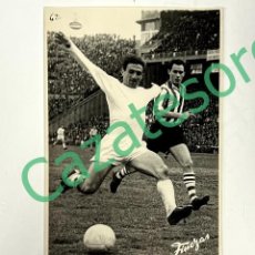 Coleccionismo deportivo: FOTOGRAFIA ORIGINAL FINEZAS 1962 PARTIDO FUTBOL VALENCIA BILBAO- HECTOR