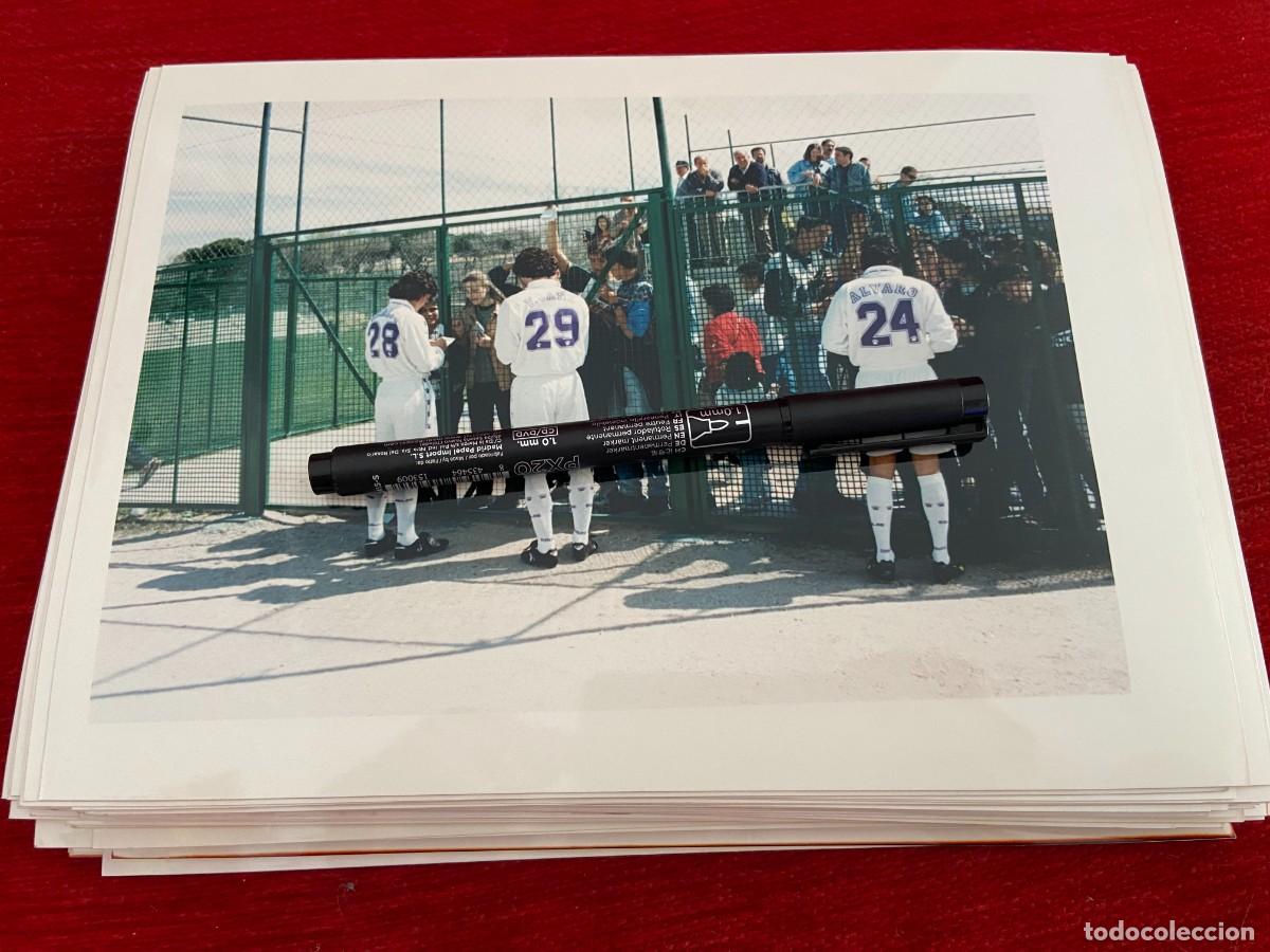 Collectionnisme sportif: F29894 FOTO FOTOGRAFIA ORIGINAL FUTBOL REAL MADRID FIRMA AUTOGRAFOS ALVARO FERNANDO SANZ