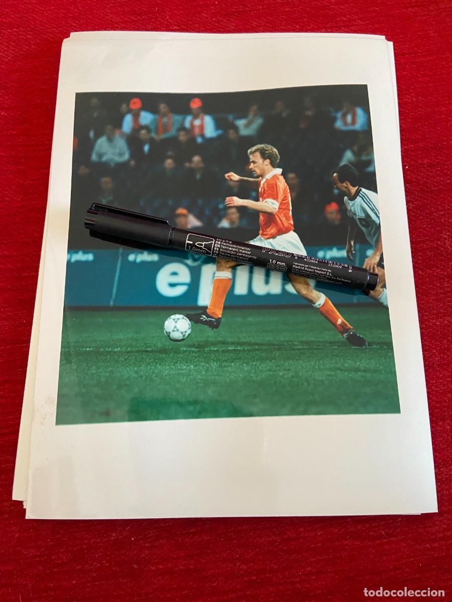 Collectionnisme sportif: F30267 FOTO FOTOGRAFIA ORIGINAL SELECCION HOLANDESA HOLANDA DENNIS BERGKAMP