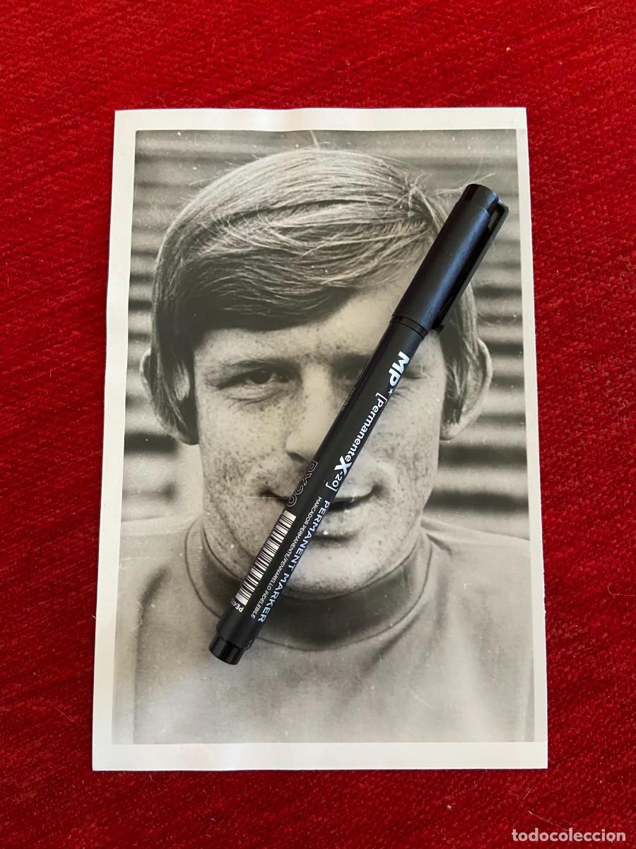 Sports collectibles: R26750 FOTO FOTOGRAFIA ORIGINAL RICHIE MORGAN GALES WALES