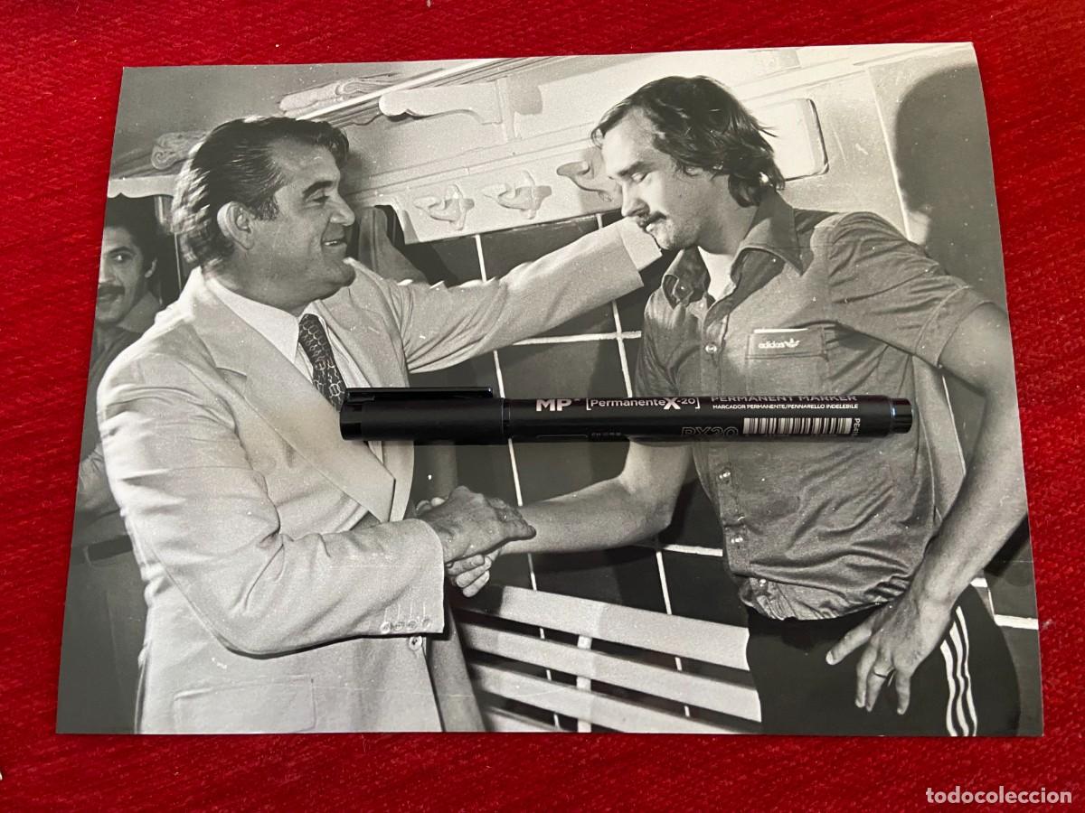Collectionnisme sportif: F31503 FOTO FOTOGRAFIA ORIGINAL MILJAN MILJANIC REAL MADRID ULI STIELIKE