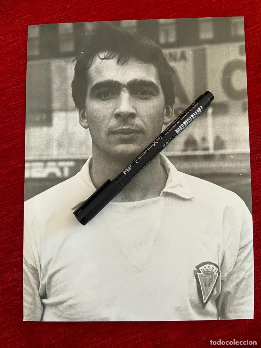 Sports collectibles: F31561 FOTO FOTOGRAFIA ORIGINAL RAYO VALLECANO 3-1 CADIZ (12-12-1982) MANOLITO MU&Ntilde;OZ RAMIREZ