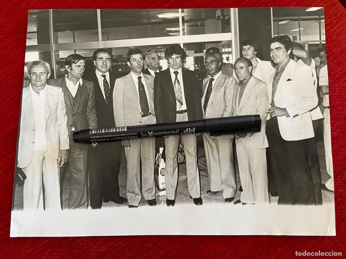 Collectionnisme sportif: F31577 FOTO FOTOGRAFIA ORIGINAL FERNANDO MORENA FICHAJE RAYO VALLECANO 1979