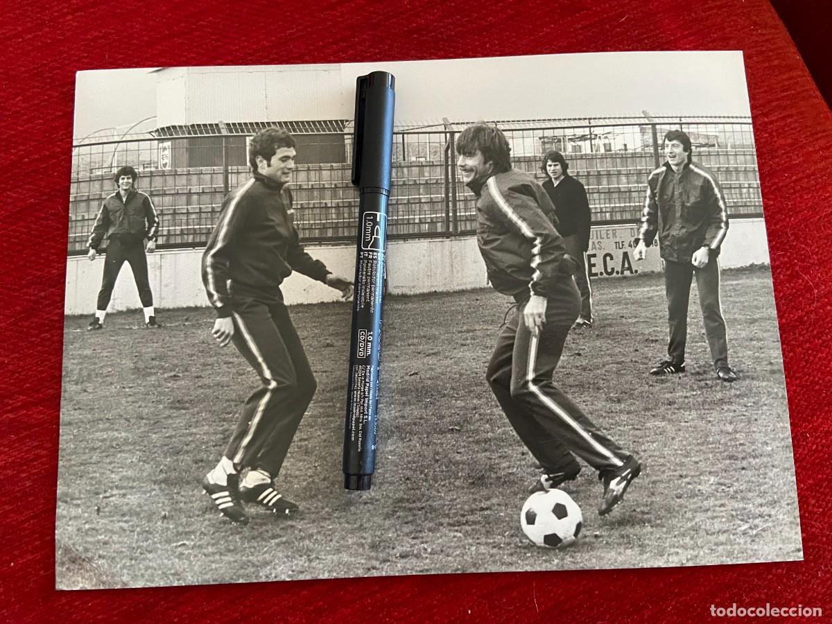 Collectionnisme sportif: F31707 FOTO FOTOGRAFIA ORIGINAL ESPA&Ntilde;A SELECCION ESPA&Ntilde;OLA (14-2-1979) MIGUELI GORDILLO