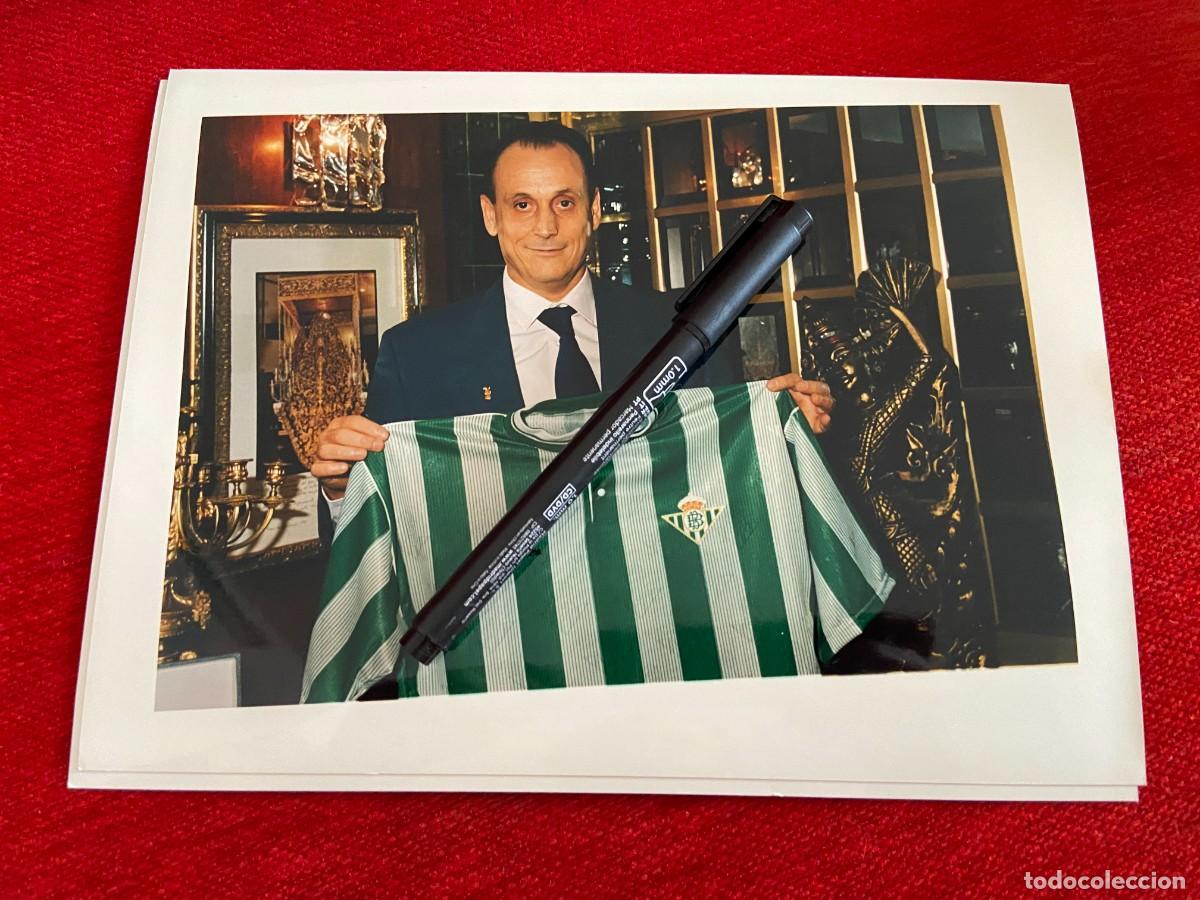Sports collectibles: F32297 FOTO FOTOGRAFIA ORIGINAL FUTBOL REAL BETIS RUIZ DE LOPERA PRESIDENTE CAMISETA