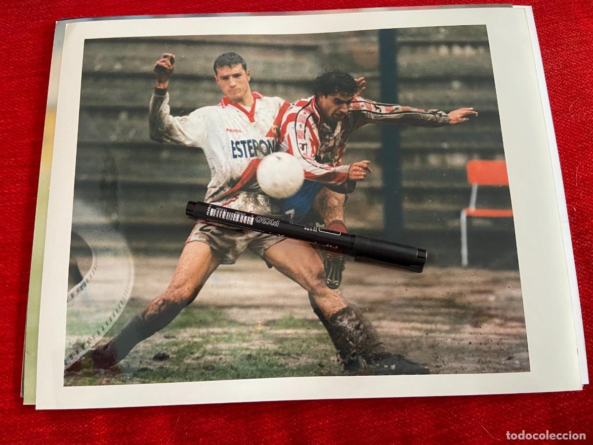 Collectionnisme sportif: FF1007 GRAN FOTO FOTOGRAFIA ORIGINAL RAYO VALLECANO SPORTING GIJON DESCONOCO QUIEN ES???