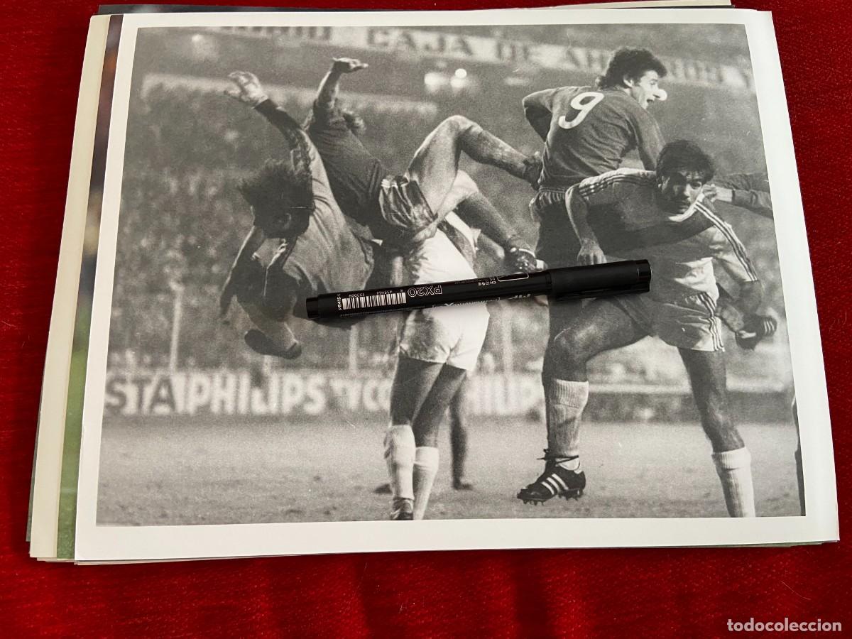 Sports collectibles: FF1095 GRAN FOTO FOTOGRAFIA ORIGINAL RAYO VALLECANO DESCONOZCO QUIEN ES???