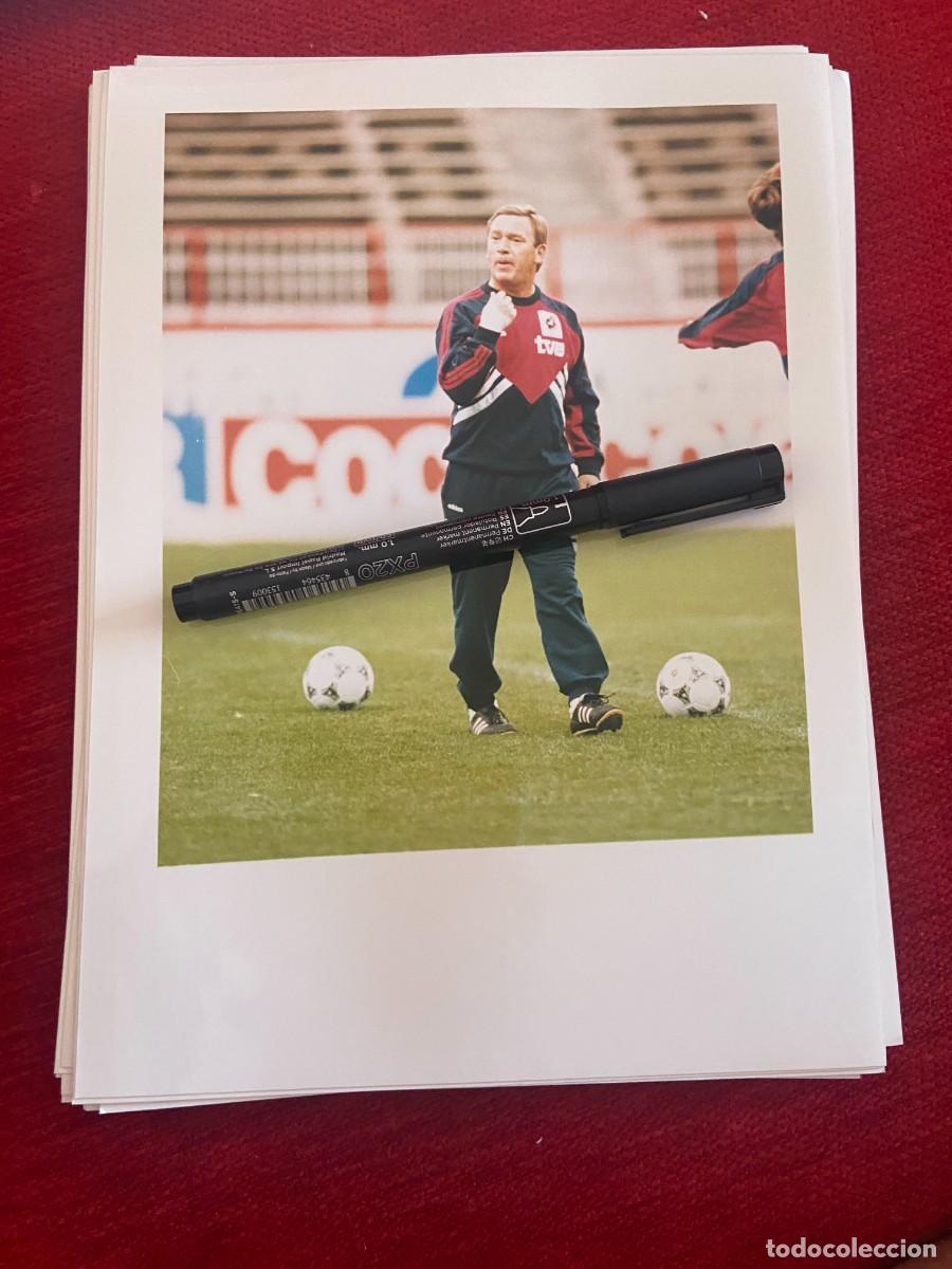 Sports collectibles: F32662 FOTO FOTOGRAFIA ORIGINAL SELECCION ESPA&Ntilde;OLA ESPA&Ntilde;A JAVIER CLEMENTE