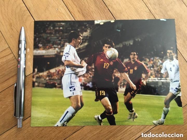 Sports collectibles: F15701 FOTO FOTOGRAFIA ALBERT LUQUE VICENTE PARTIDO ESPA&Ntilde;A 1-1 BOSNIA MESTALLA 2005
