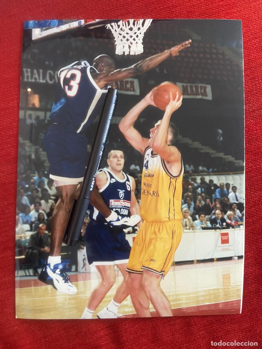 Collectionnisme sportif: F33484 FOTO FOTOGRAFIA ORIGINAL(3-10-1996) ESTUDIANTES VIRTUS BOLONIA CONRAD MCRAE IGNACIO DE MIGUEL