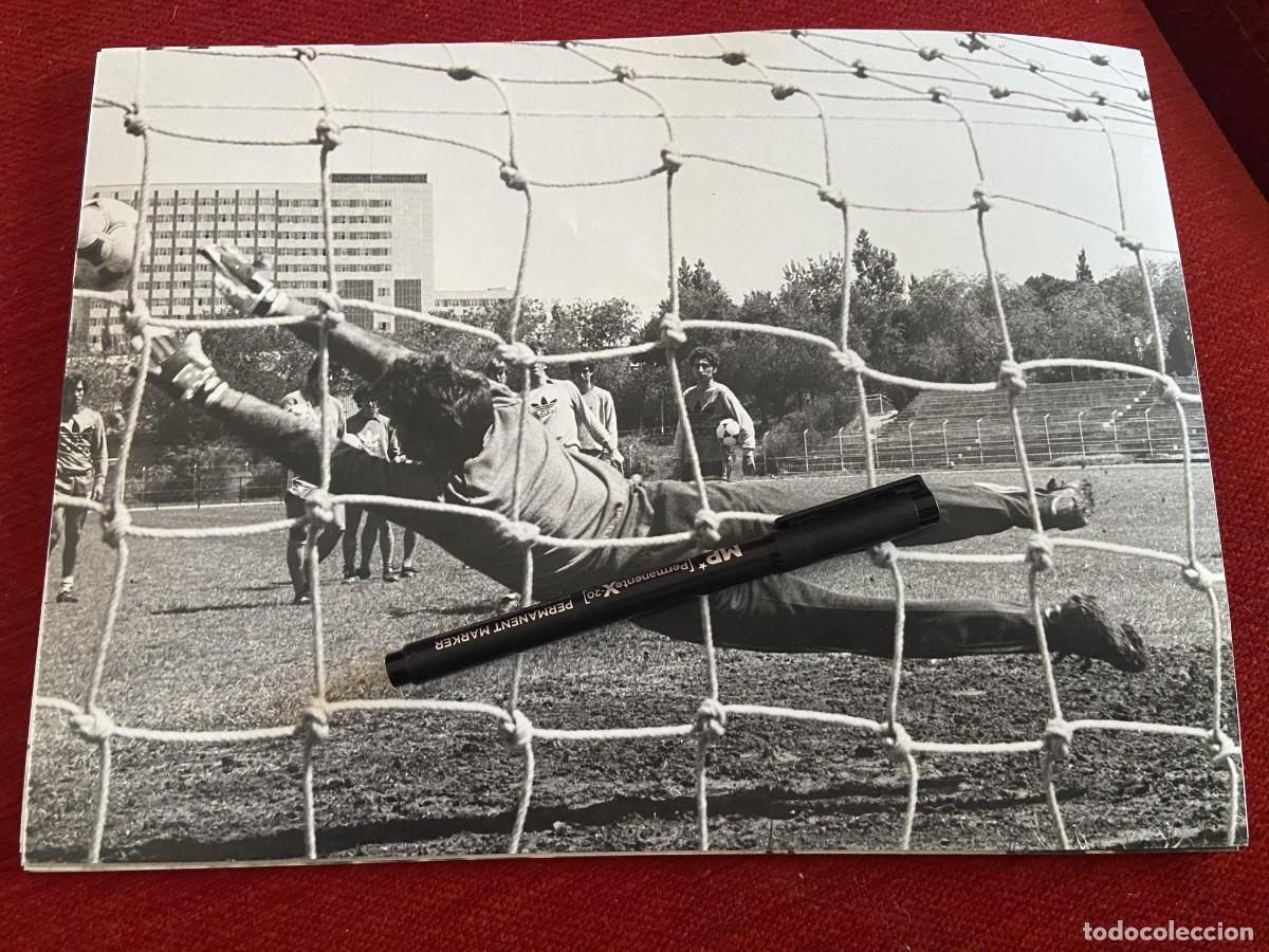 Collectionnisme sportif: FF1684 FOTO FOTOGRAFIA ORIGINAL FUTBOL SELECCION ESPA&Ntilde;OLA ENTRENAMIENTO ESPA&Ntilde;A