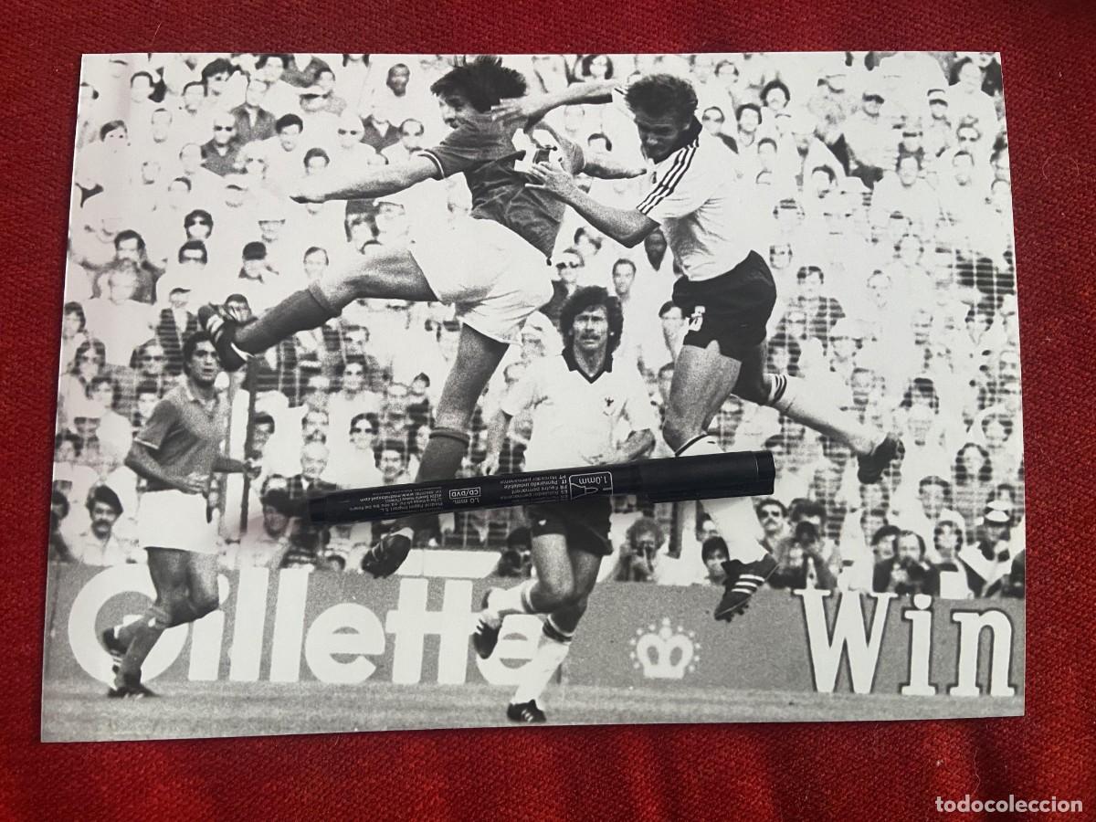 Coleccionismo deportivo: FF1846 FOTO FOTOGRAFIA ORIGINAL FUTBOL FINAL MUNDIAL ESPA&Ntilde;A 1982 ITALIA ALEMANIA BREITNER FORSTER
