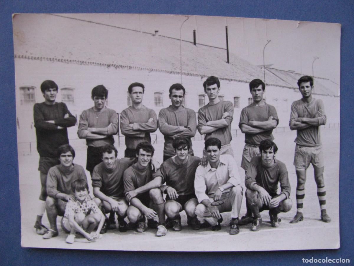 Collectionnisme sportif: FOTO DE UN EQUIPO DE F&Uacute;TBOL. NO HAY DATOS. 15X10,5 CM.