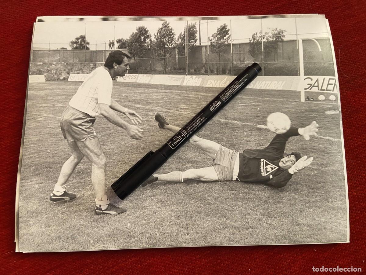 Collectionnisme sportif: F34047 FOTO FOTOGRAFIA ORIGINAL MUNDIAL MEXICO 86 ENTRENAMIENTO ESPA&Ntilde;A 1986 URRUTICOECHEA URRUTI