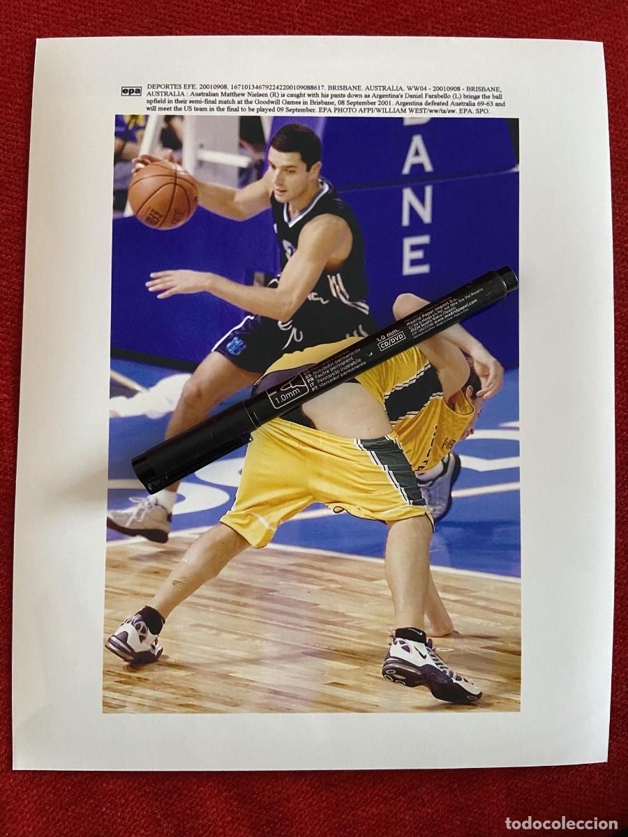 Collectionnisme sportif: F34360 FOTO FOTOGRAFIA ORIGINAL BALONCESTO 2001 AUSTRALIA ARGENTINA MATTHEW NIELSEN DANIEL FARABELLO