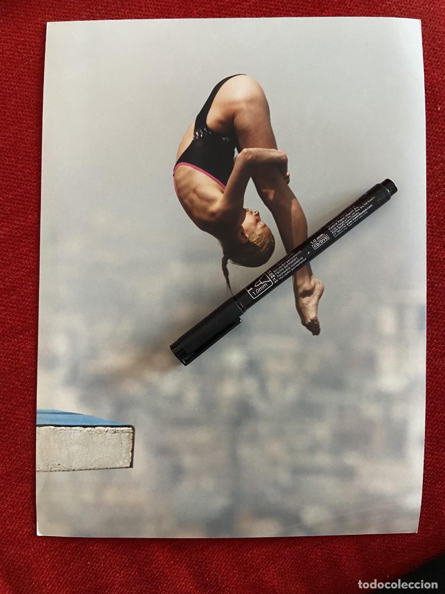 Collectionnisme sportif: F34438 FOTO FOTOGRAFIA ORIGINAL SALTOS DE TRAMPOLIN NATACION MUJERES FEMENINO DESCONOZCO QUIEN ES???