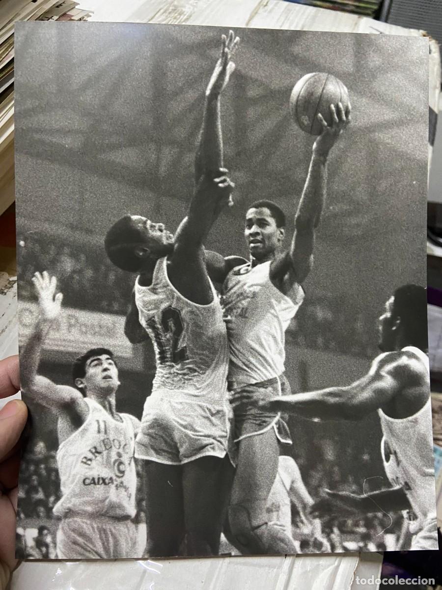 Collectionnisme sportif: F33961 FOTO FOTOGRAFIA ORIGINAL BALONCESTO BREOGAN DESCONOZCO LOS JUGADORES??