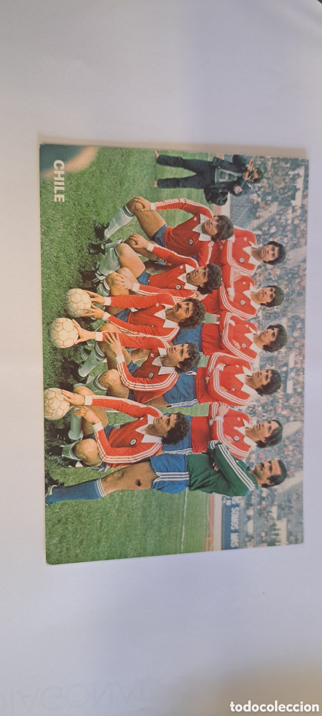 Sports collectibles: Lote de 13 postales selecciones de f&uacute;tbol a&ntilde;os 80
