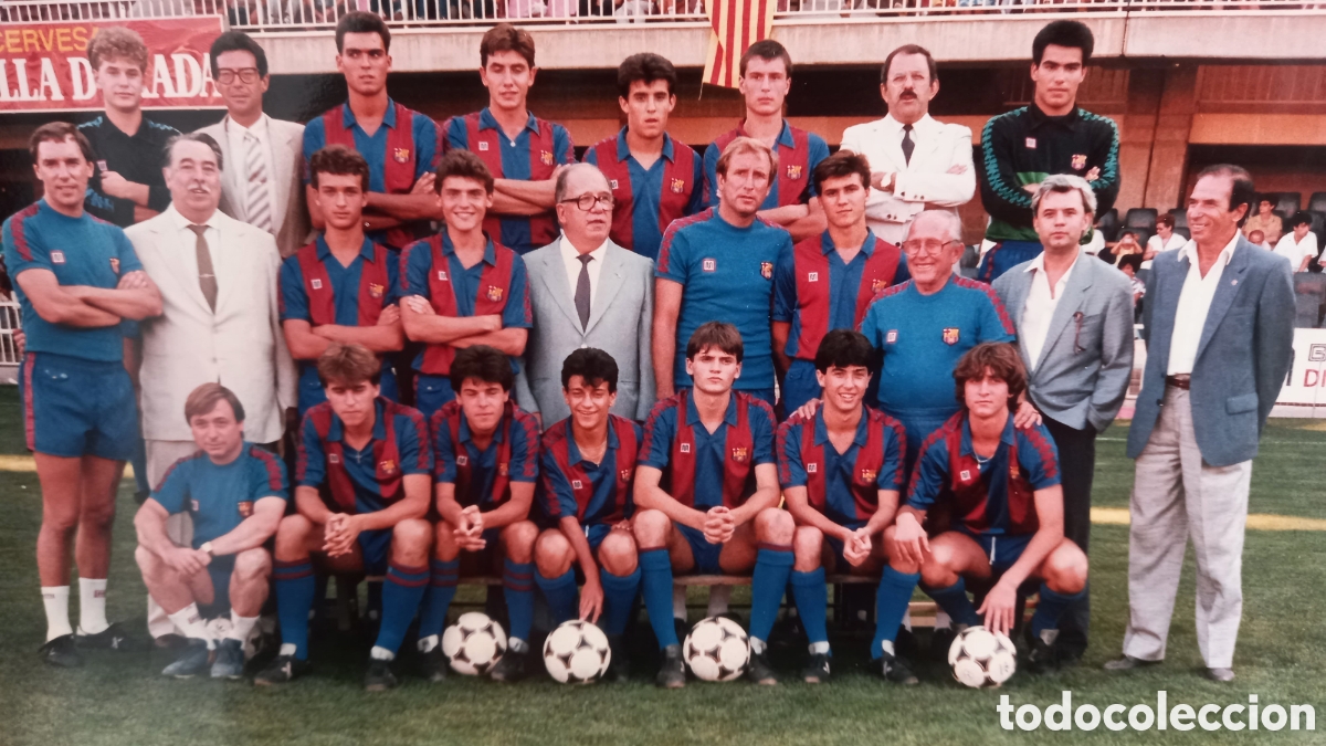 Coleccionismo deportivo: FC BARCELONA. Foto original equipos inferiores. A&ntilde;os 1980s. 24 x 18 ctms. Archivo H. Segui