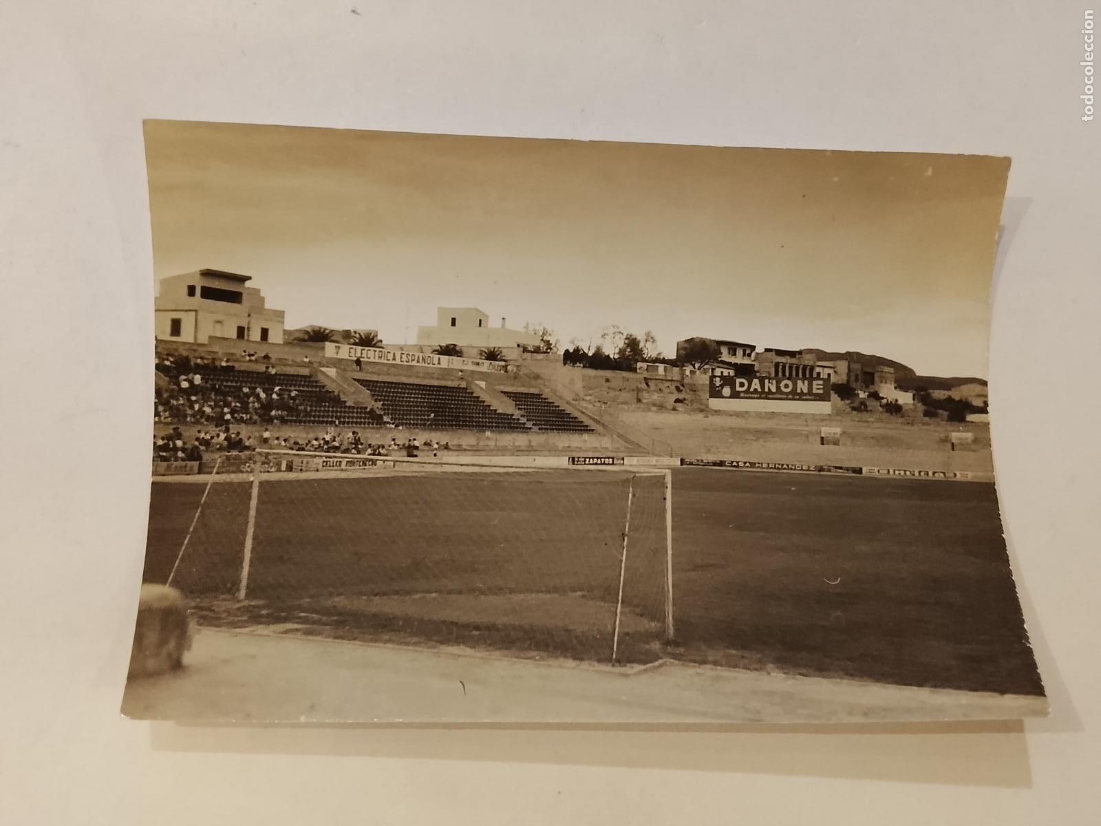 Coleccionismo deportivo: CAMPO DE FUTBOL - MALLORCA - FOTOGRAFIA ANTIGUA ESTADIO FUTBOL - DANONE -(115.365)