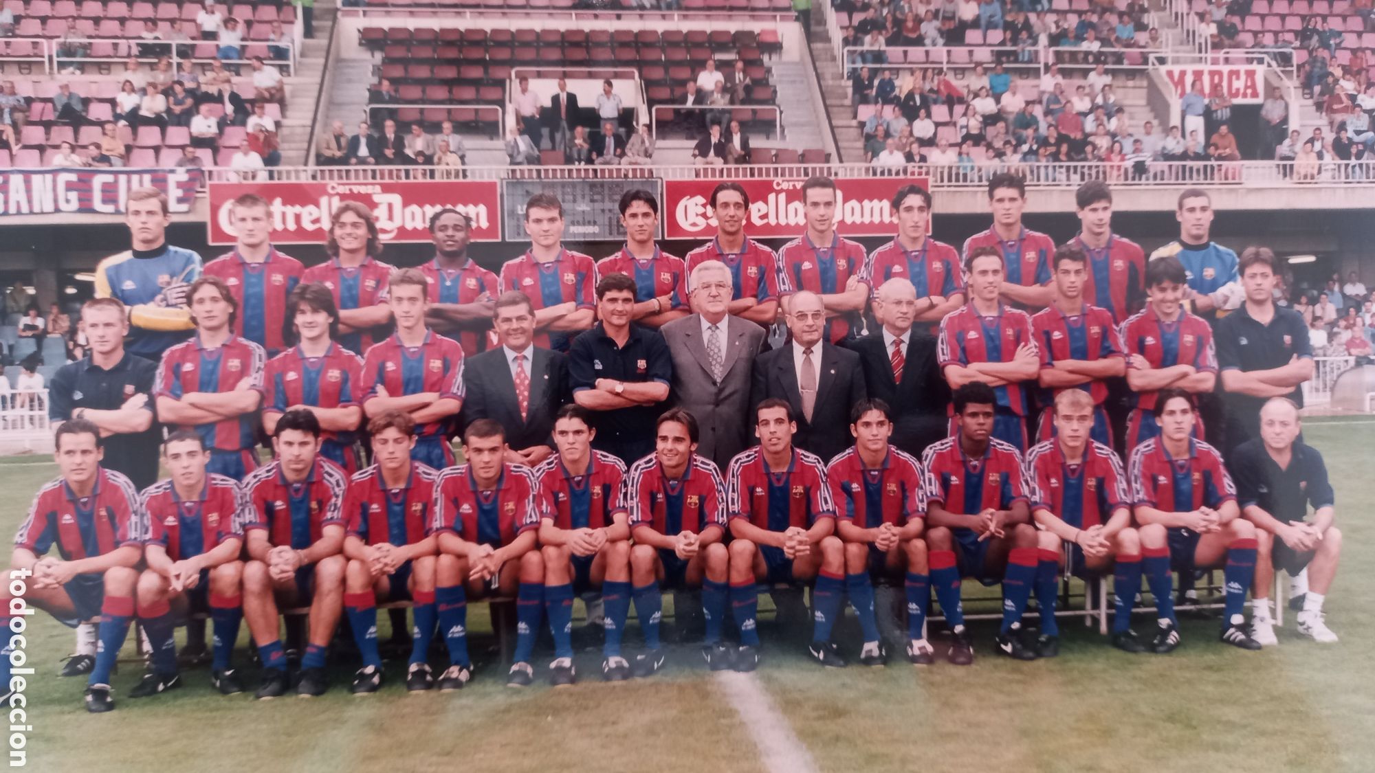 Coleccionismo deportivo: FC BARCELONA. Foto alineaci&oacute;n juvenil o filial. 20 x 15 ctms.