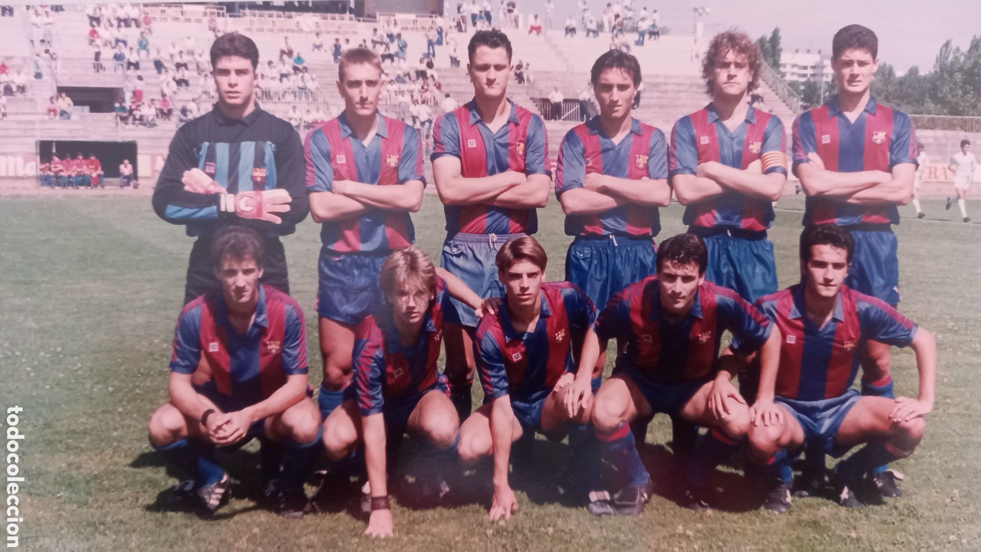 Coleccionismo deportivo: FC BARCELONA. Foto juvenil o filial a&ntilde;os 1990s. 21 x 15 ctms.