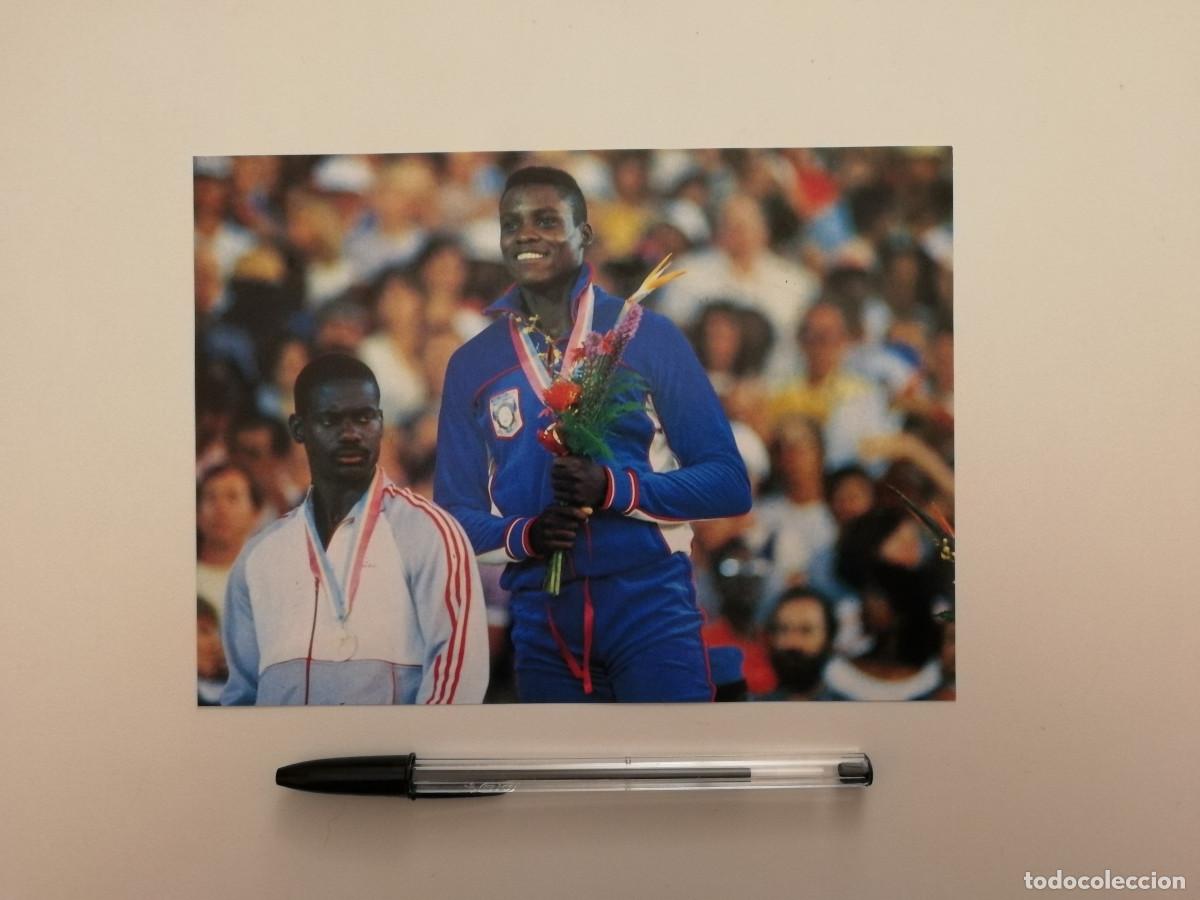 Coleccionismo deportivo: ANTIGUA LAMINA ACARTONADA - Carl Lewis - ATLETISMO - 1984 JUEGOS OL&Iacute;MPICOS-OLIMPIADAS
