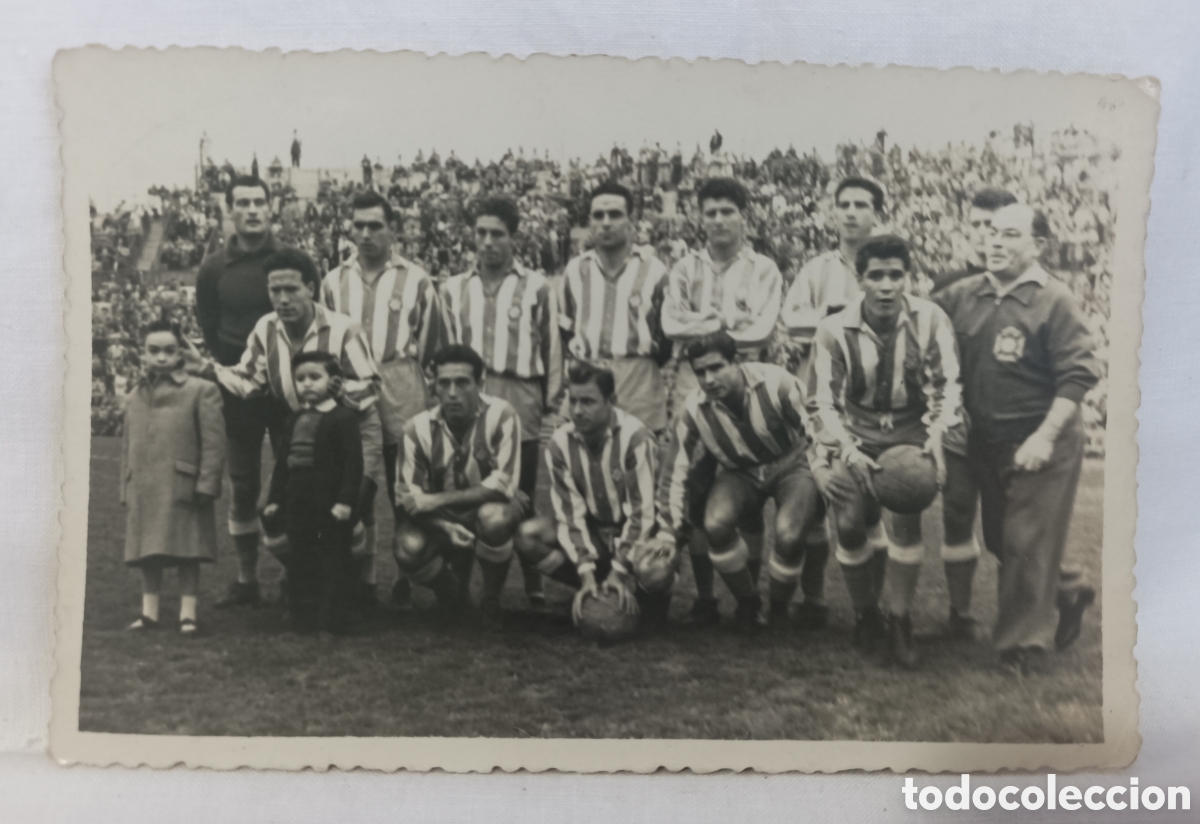 Coleccionismo deportivo: Antigua alineaci&oacute;n del RCD ESPA&Ntilde;OL ESPANYOL BARCELONA. Futbol