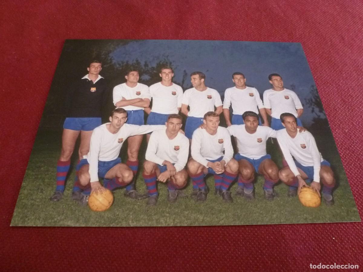 Coleccionismo deportivo: FOT MATE (15 X 20) BAR&Ccedil;A 2 NIZA 2 AMISTOSO EN LES CORTS 1961-62 FC BARCELONA VESTIDO DE BLANCO