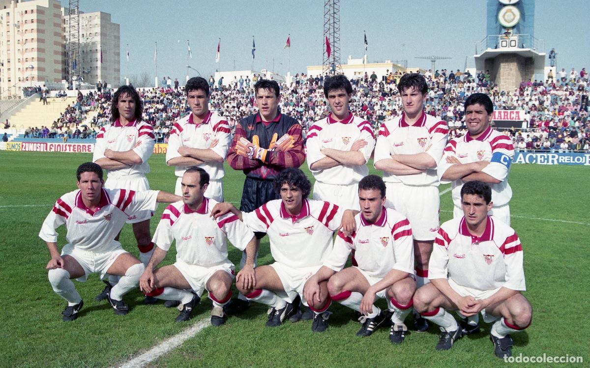 Coleccionismo deportivo: FOTOGRAF&Iacute;A SEVILLA FC 1992/93