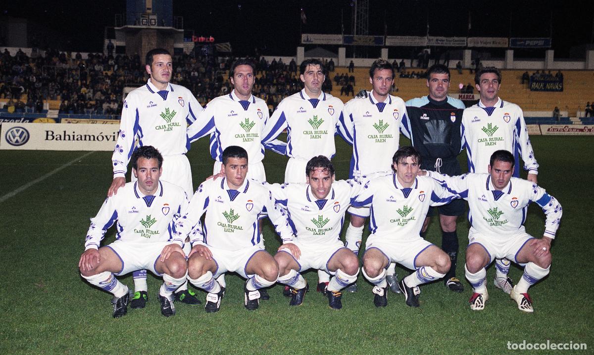 Coleccionismo deportivo: FOTOGRAF&Iacute;A REAL JA&Eacute;N 2002/03