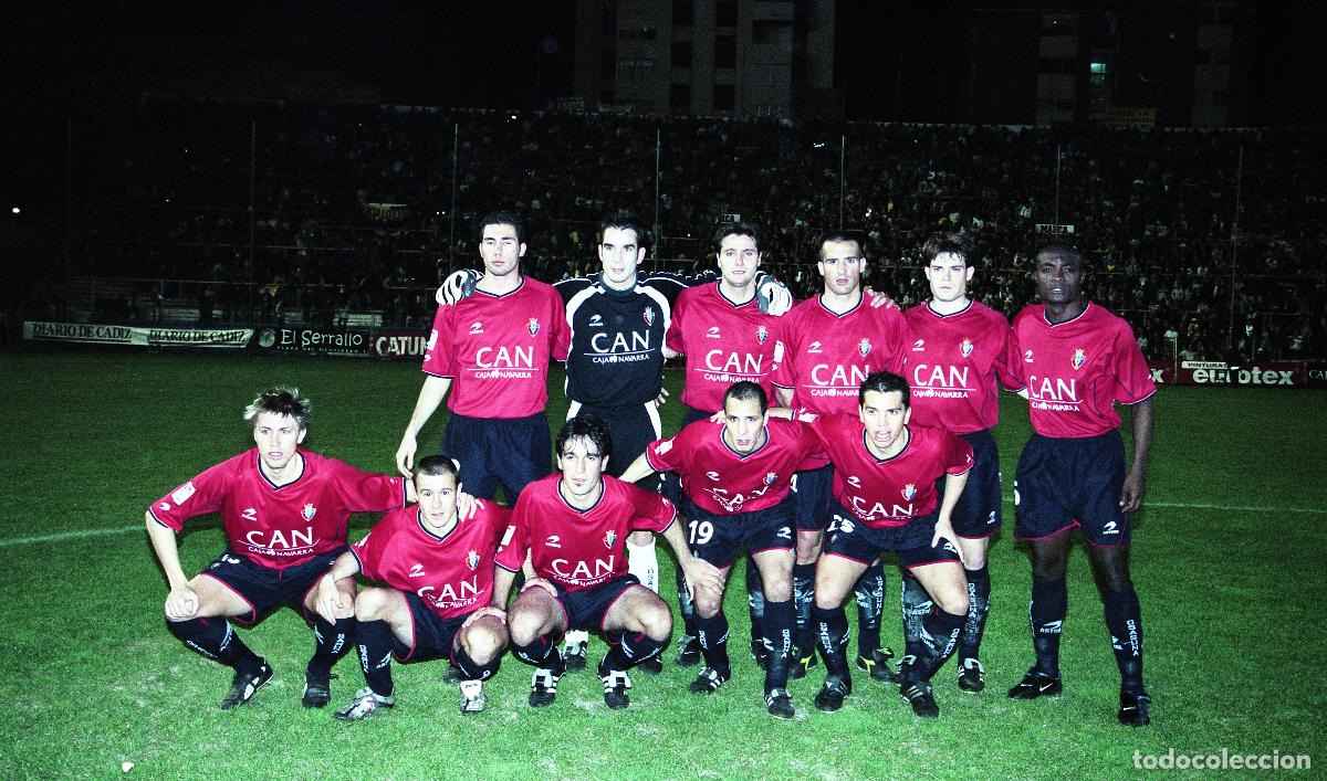Coleccionismo deportivo: FOTOGRAF&Iacute;A CA OSASUNA 2003/04