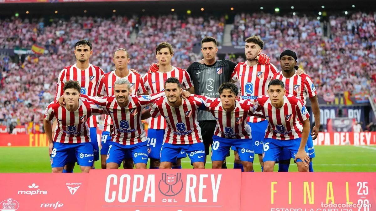 Coleccionismo deportivo: AT. MADRID. ALINEACI&Oacute;N FINALISTA COPA DEL REY 2025-2026 EN LA CARTUJA VS R. SOCIEDAD. FOTO