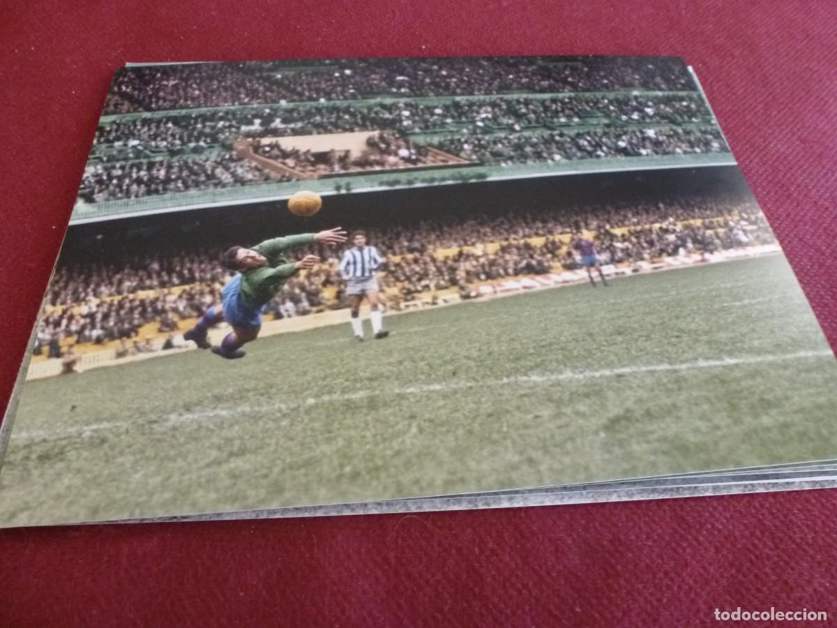 Coleccionismo deportivo: FOTO MATE(15 X 20) CAMP NOU LIGA 1962-63 BAR&Ccedil;A-MALAGA - SADURNI-