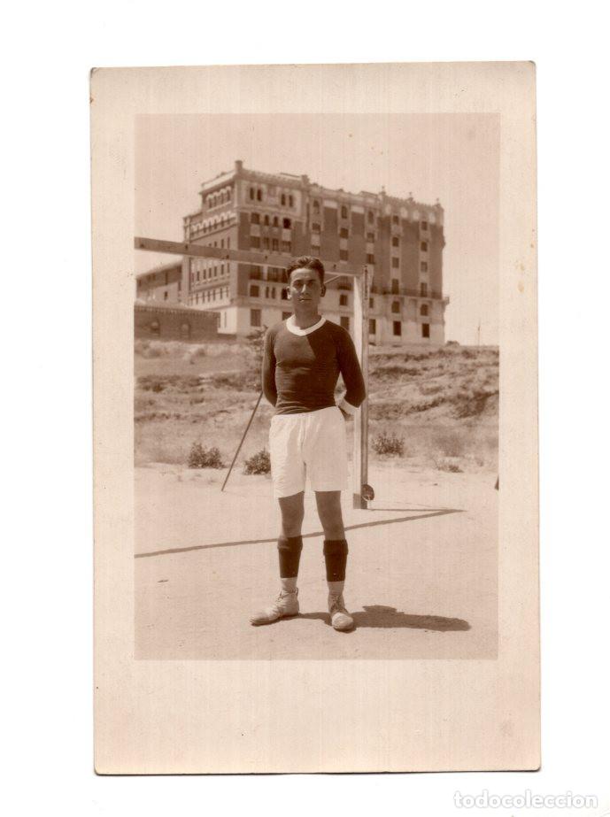 Collezionismo sportivo: JUGADOR DE F&Uacute;TBOL, PORTERO, 11 JULIO 1926. PARTIDO CONTRA CONGOST, MANRESA, CATALU&Ntilde;A