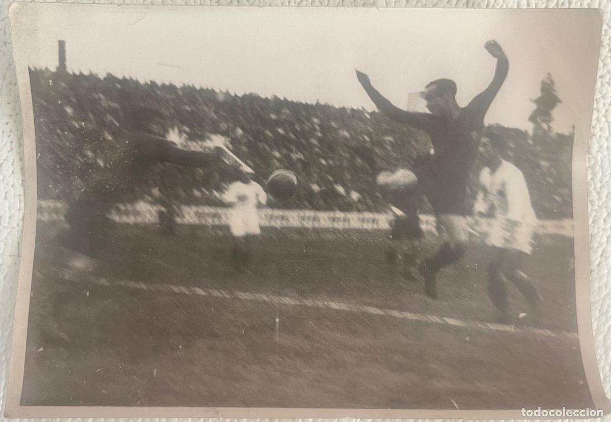 Coleccionismo deportivo: FOTOGRAF&Iacute;A DE JOSEP SAMITIER FUTBOL CLUB BARCELONA 1920&rsquo;S CAMP DE LES CORTS