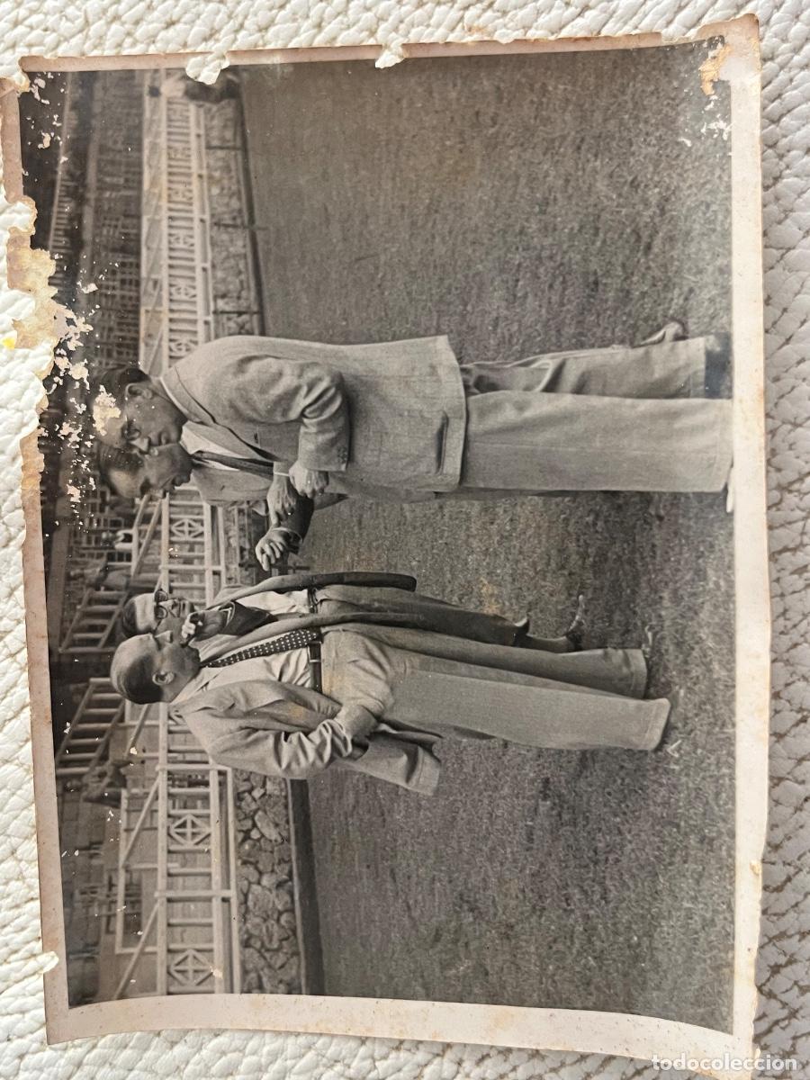 Coleccionismo deportivo: FOTOGRAF&Iacute;A DE JOSEP SAMITIER FUTBOL CLUB BARCELONA 1950&rsquo;S FOT&Oacute;GRAFO VALLS