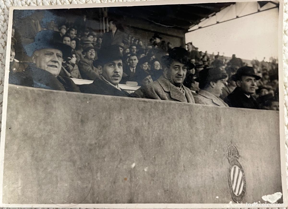 Collezionismo sportivo: FOTOGRAF&Iacute;A DEL PLACO DEL REAL CLUB DEPORTIVO ESPA&Ntilde;OL 1950&rsquo;S FOT&Oacute;GRAFO VALLS